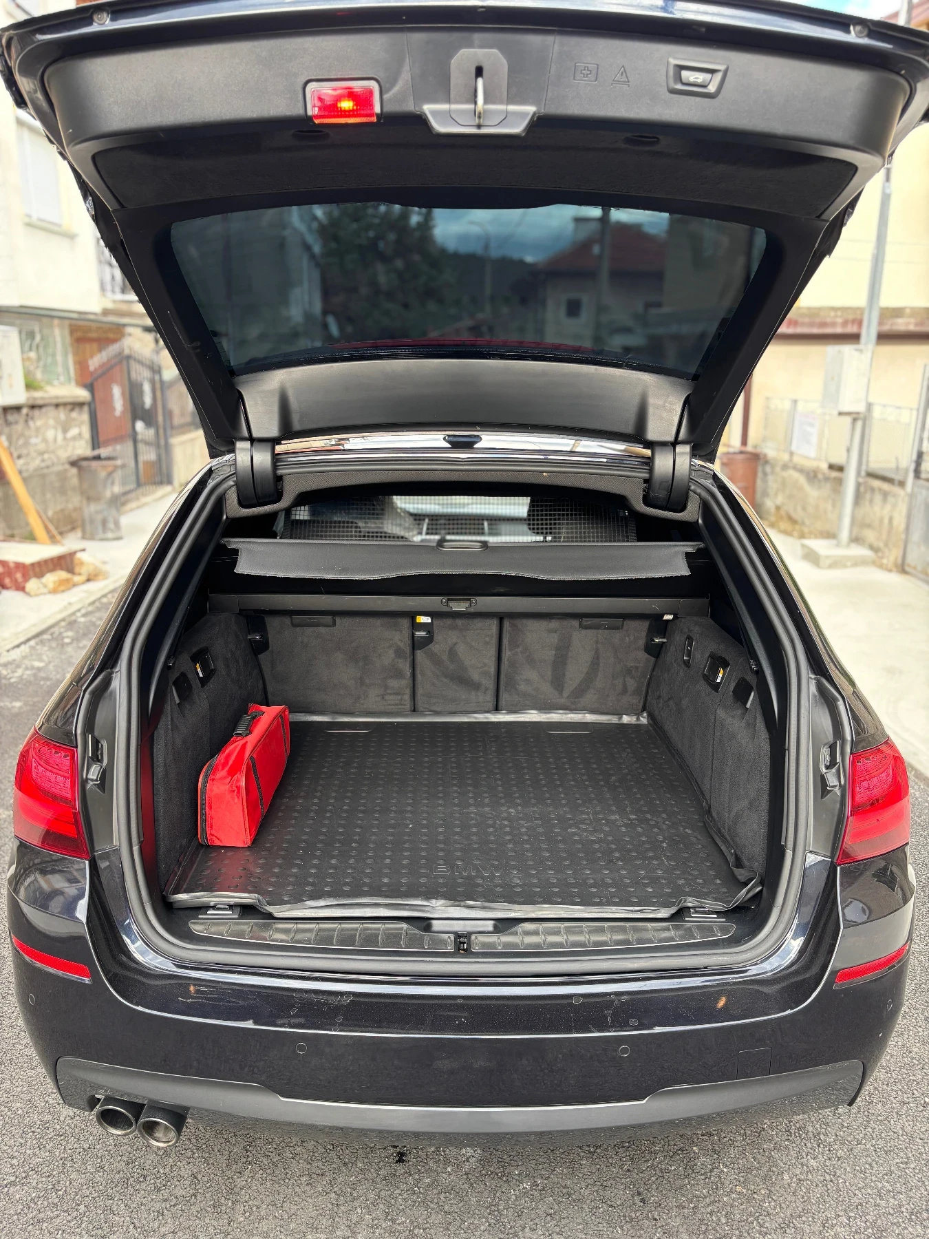 BMW 525 XDRIVE | Mobile.bg   11