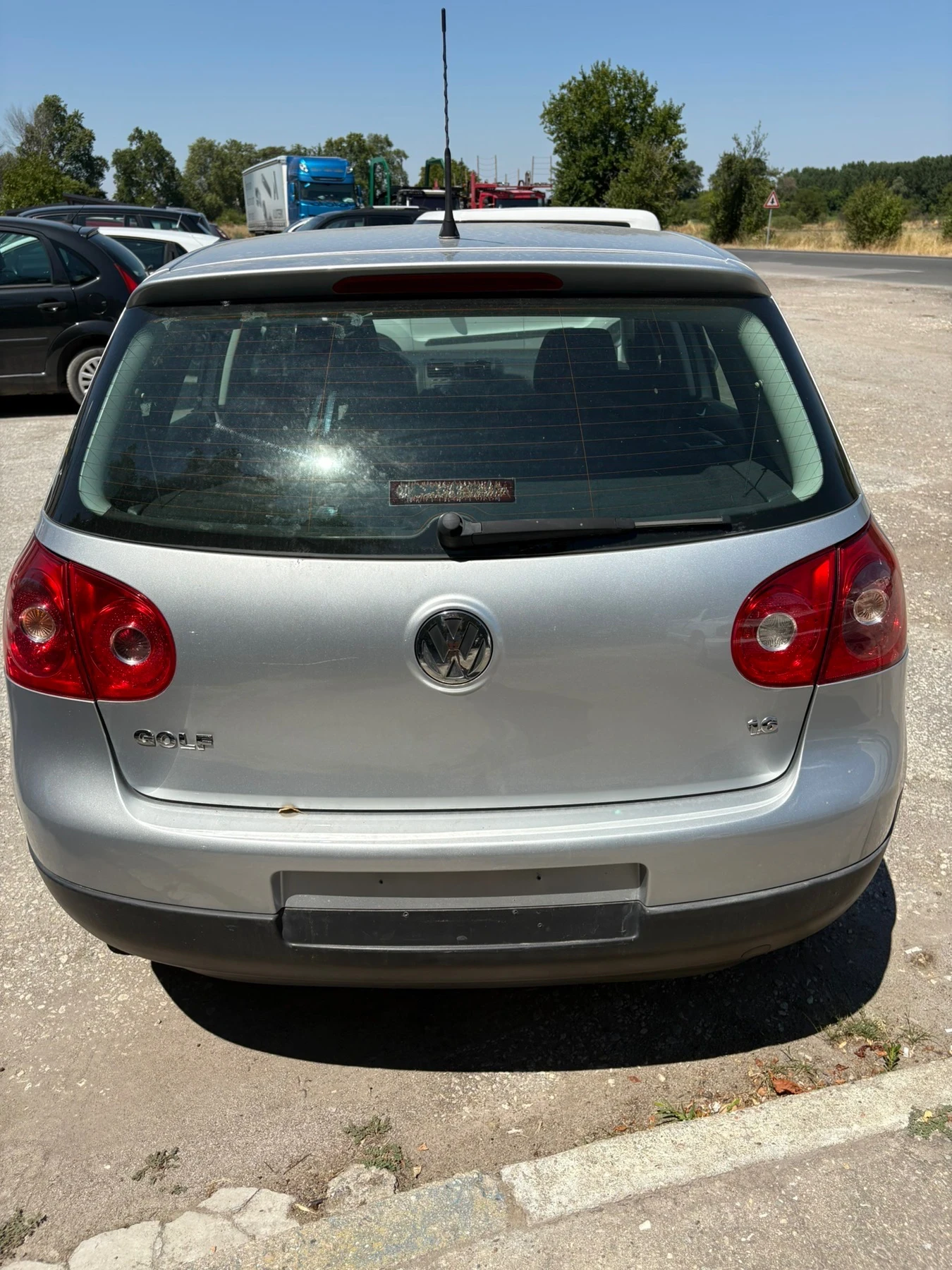 VW Golf 1.6 - изображение 5