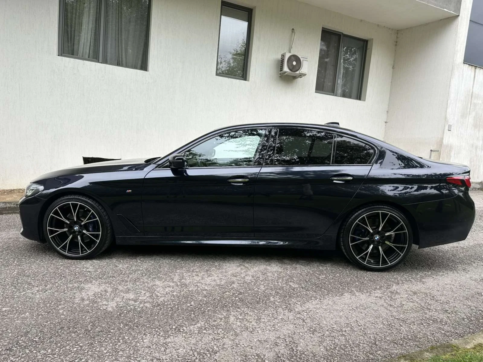 BMW 530 d / FACELIFT 2022 / M-OPTIC - изображение 4