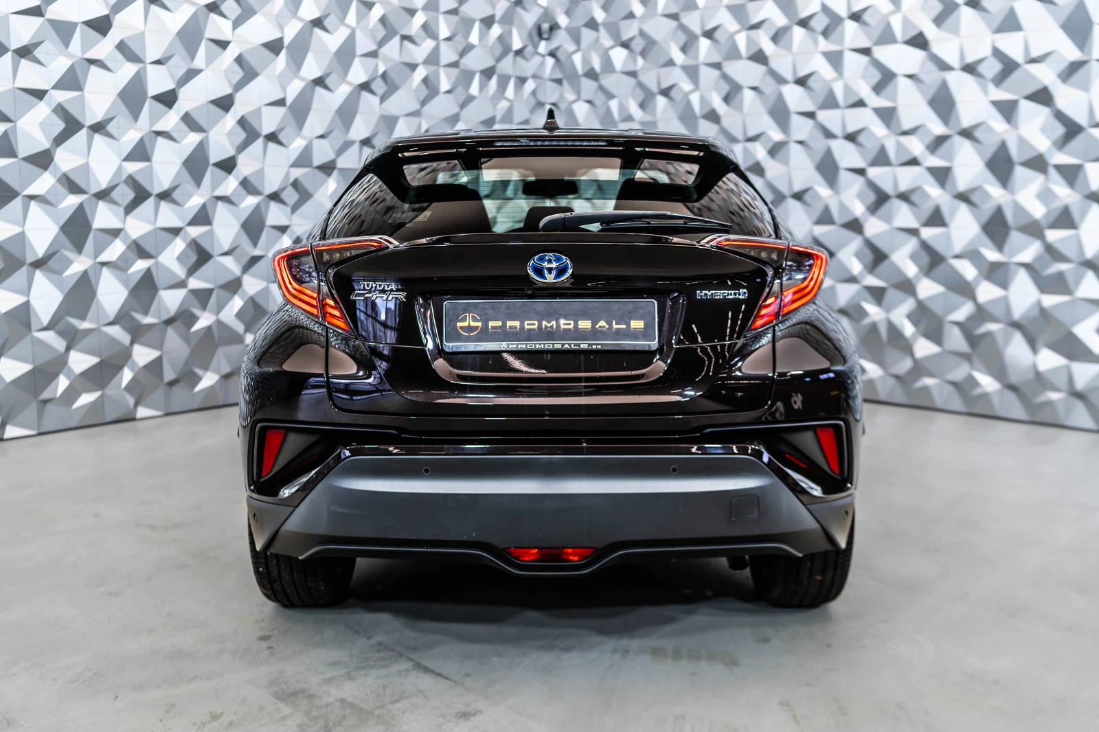 Toyota C-HR 1.8 HYBRID Classy* JBL - изображение 5