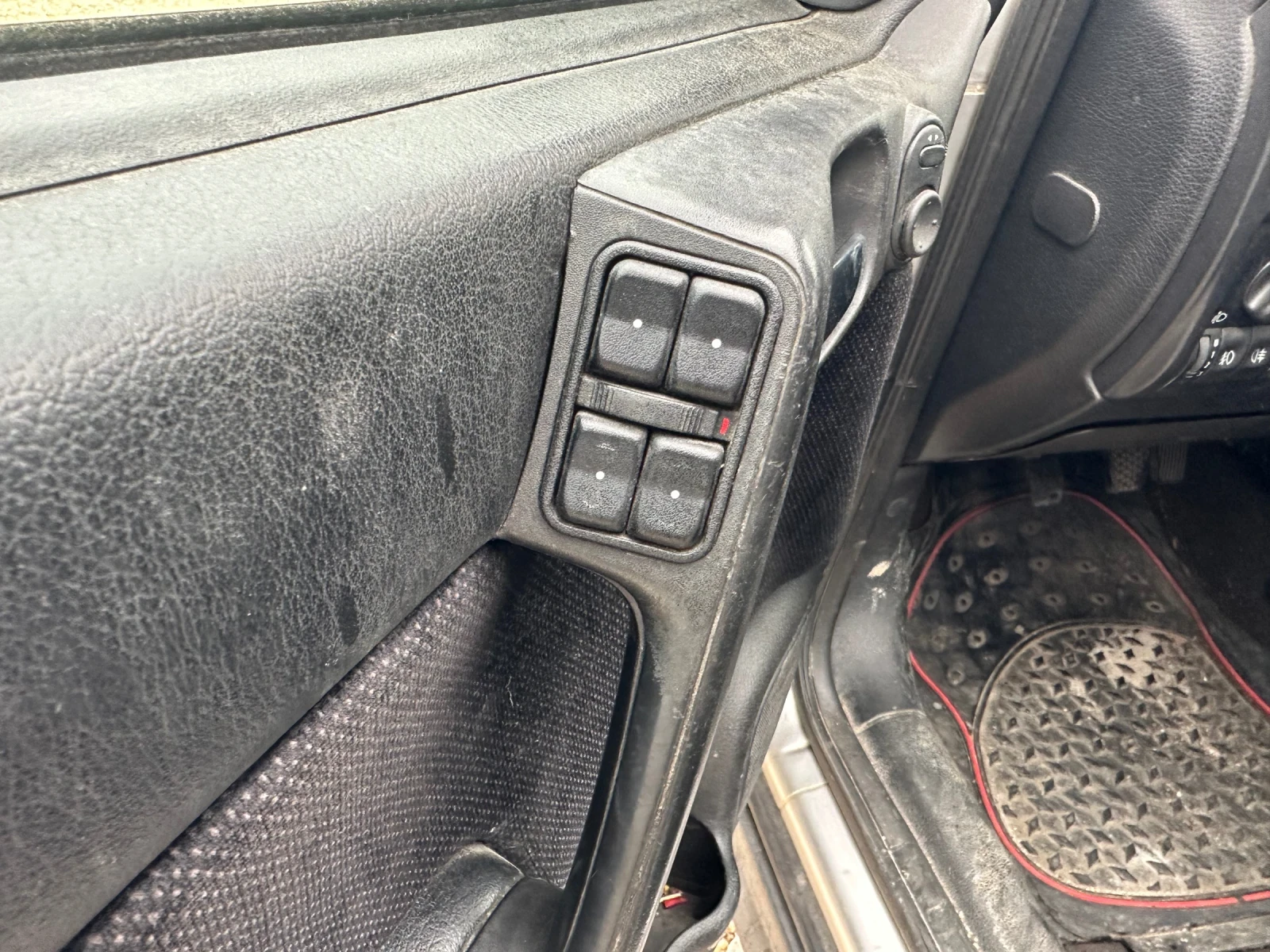 Opel Astra 1.8//115KS//НА ЧАСТИ - изображение 6