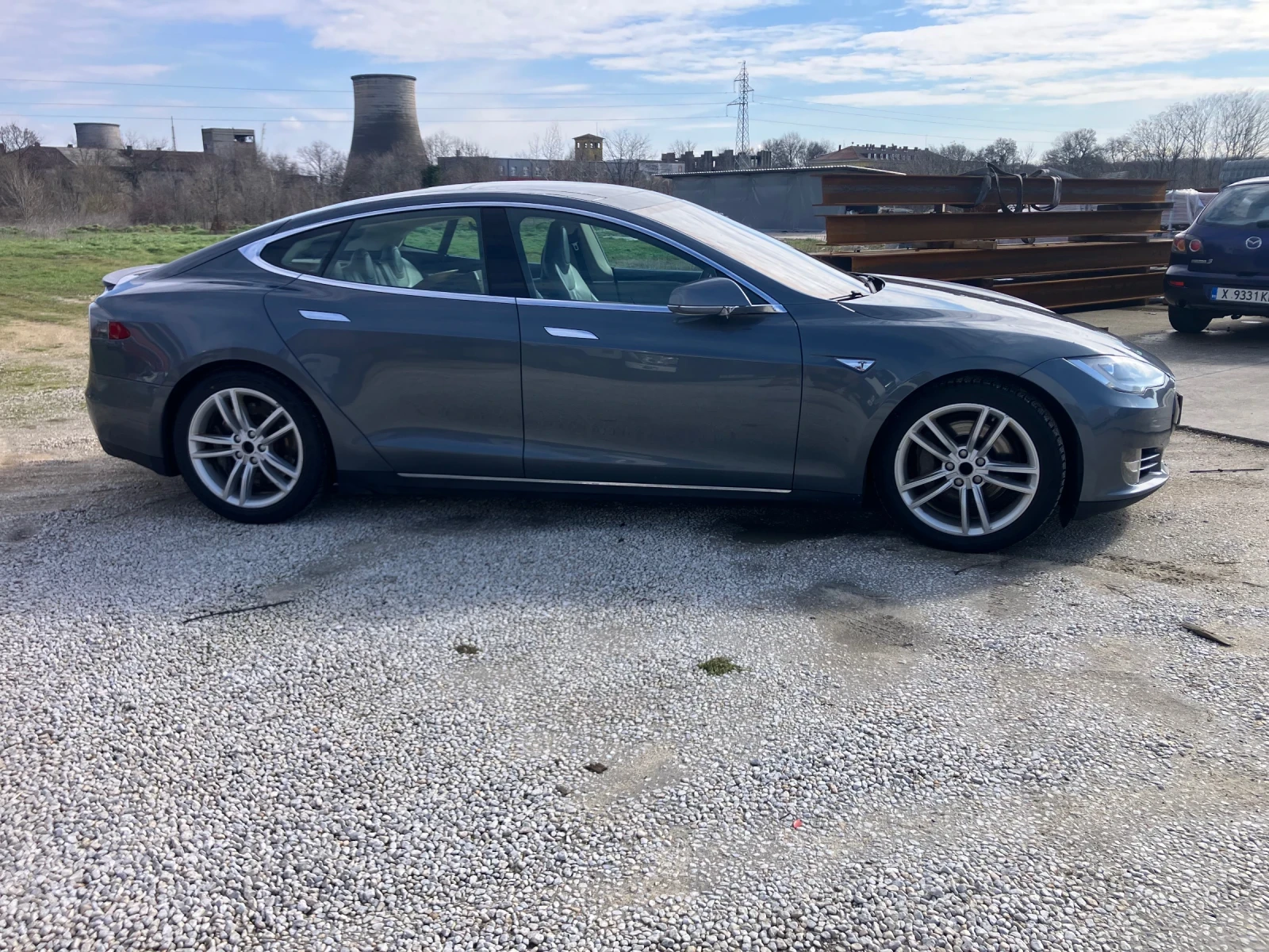 Tesla Model S 85 Безплатно зареждане - изображение 3