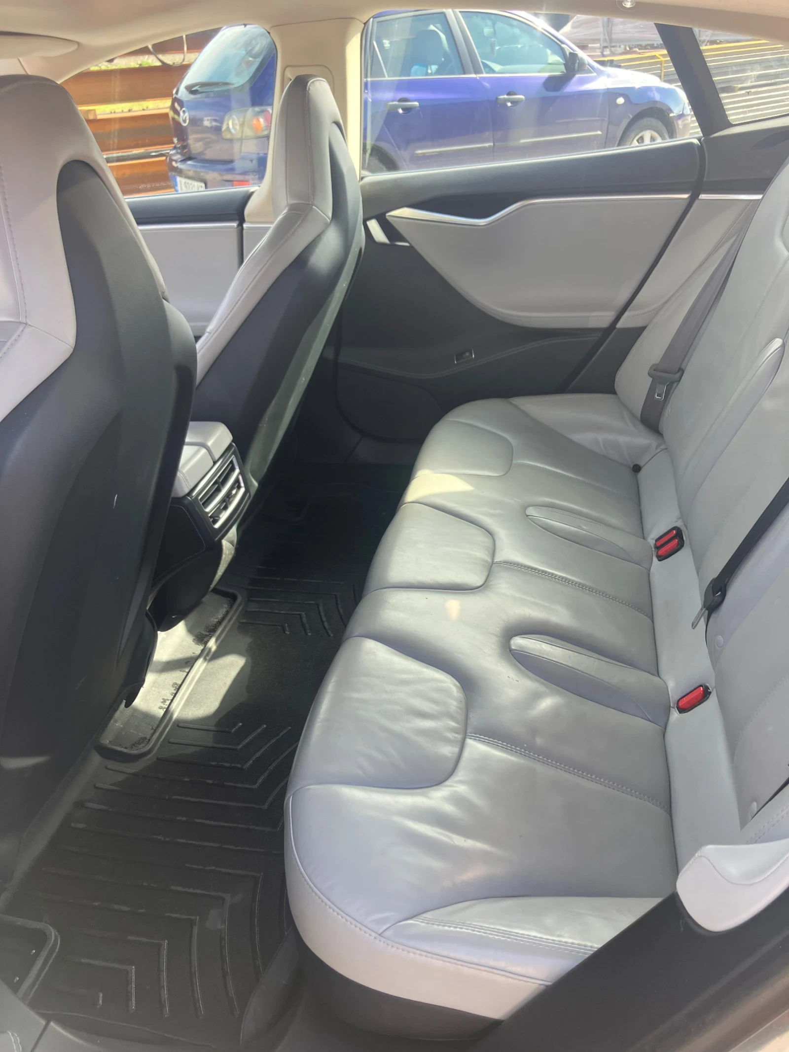 Tesla Model S 85 Безплатно зареждане - изображение 9