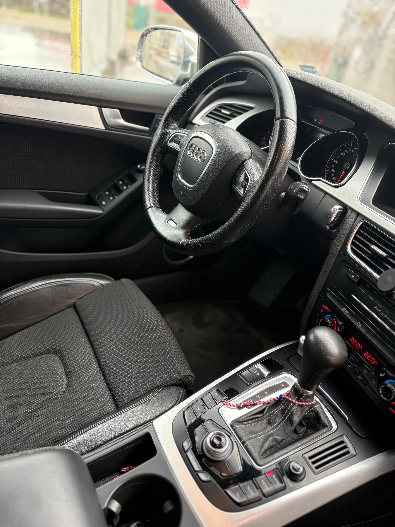 Audi A5 Audi a5 3.0 TDI Quattro s-line, снимка 9 - Автомобили и джипове - 53760367