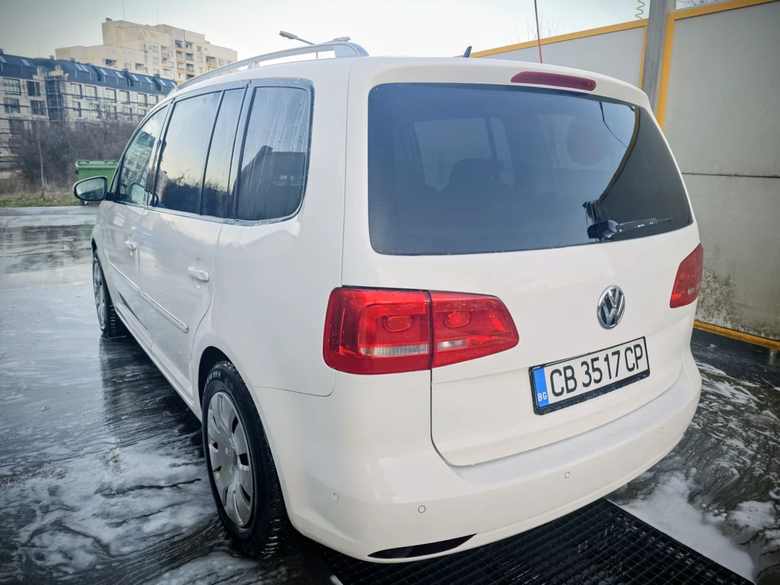 VW Touran Ван, снимка 15 - Автомобили и джипове - 54390054