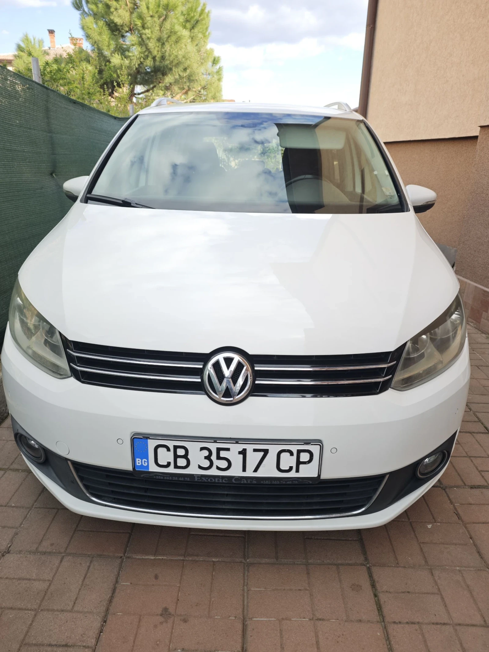 VW Touran Ван, снимка 13 - Автомобили и джипове - 54390054