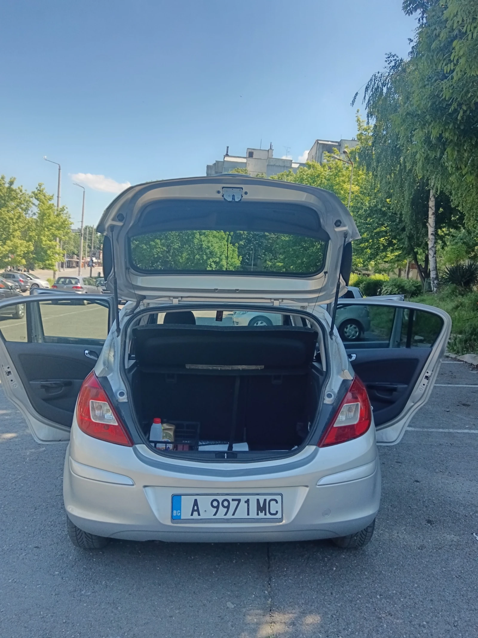 Opel Corsa 1.2, снимка 3 - Автомобили и джипове - 54606080