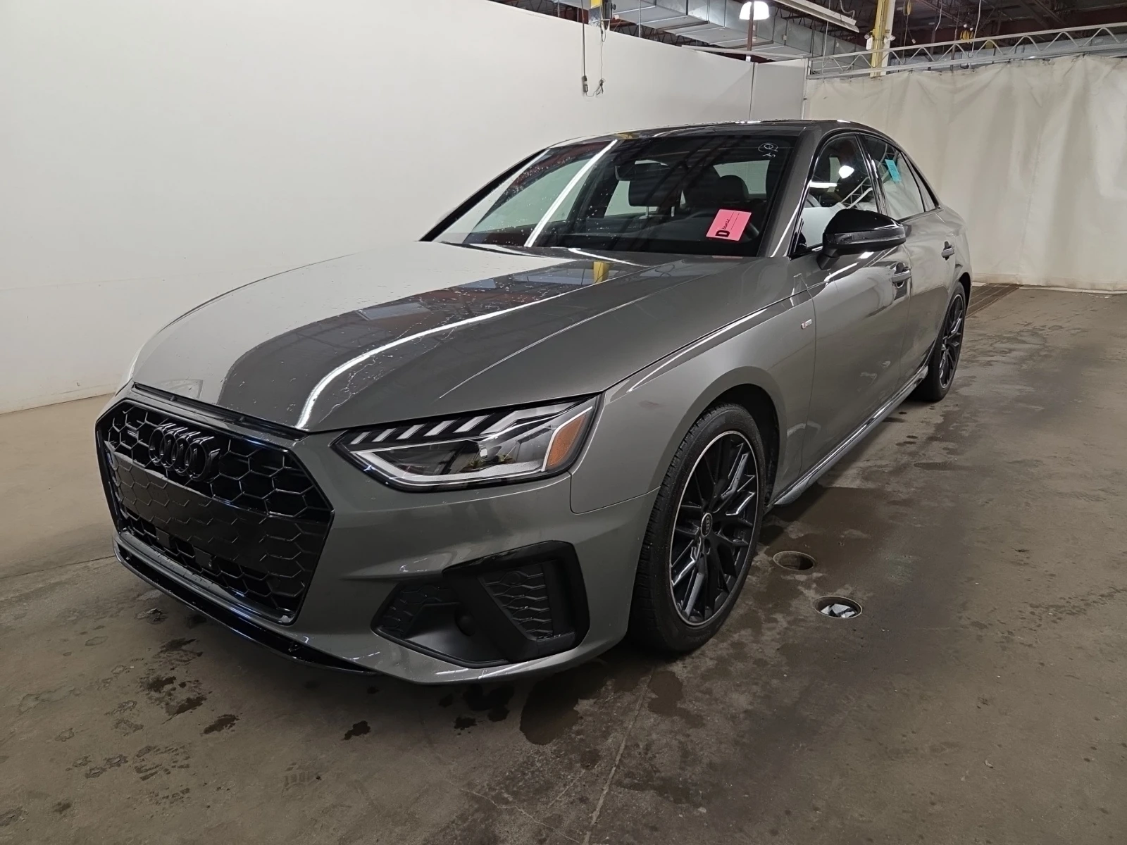 Audi A4 PROGRESSIV  Blind Spot  CARFAX , снимка 2 - Автомобили и джипове - 54757086