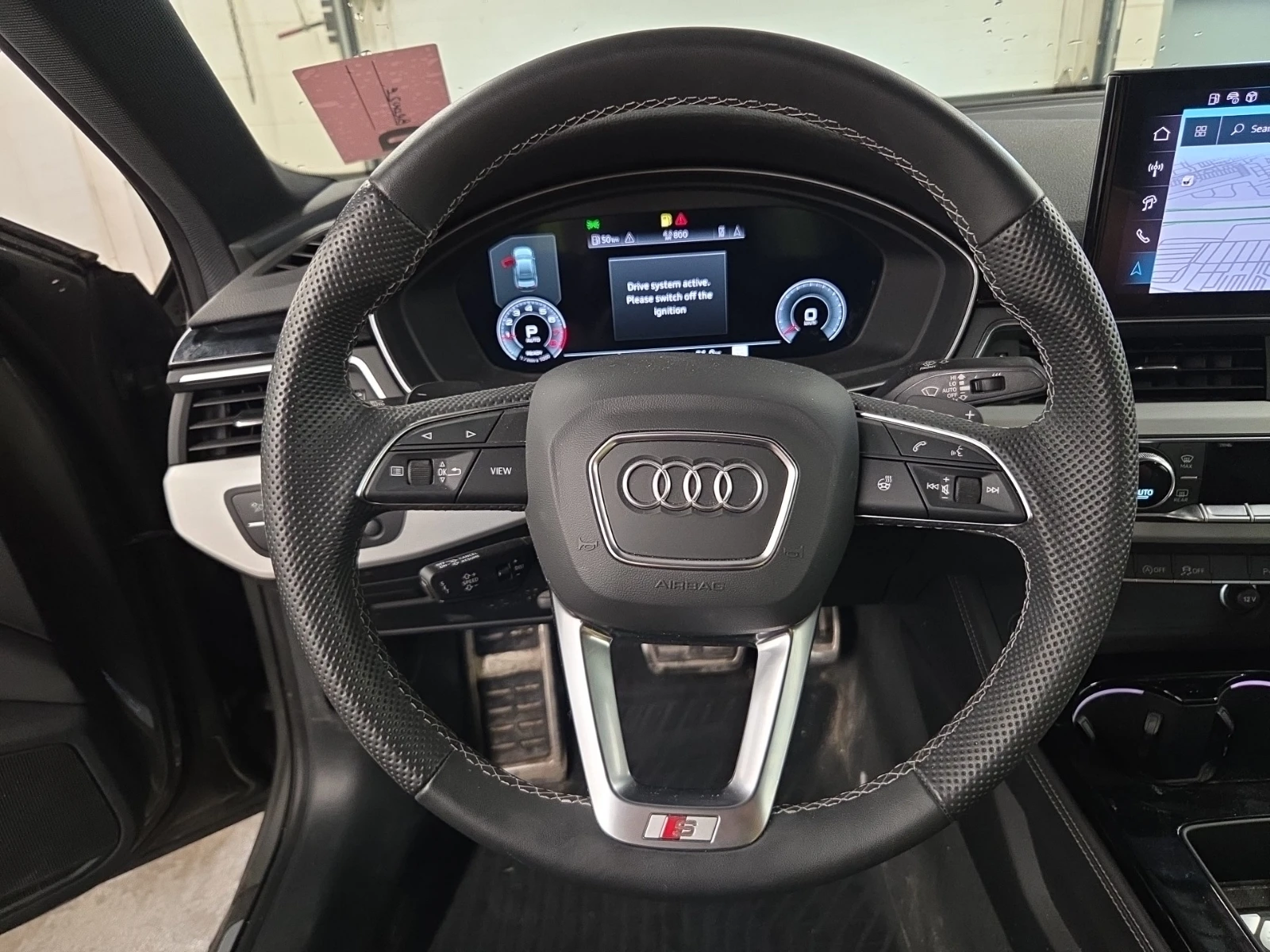 Audi A4 PROGRESSIV  Blind Spot  CARFAX , снимка 13 - Автомобили и джипове - 54757086