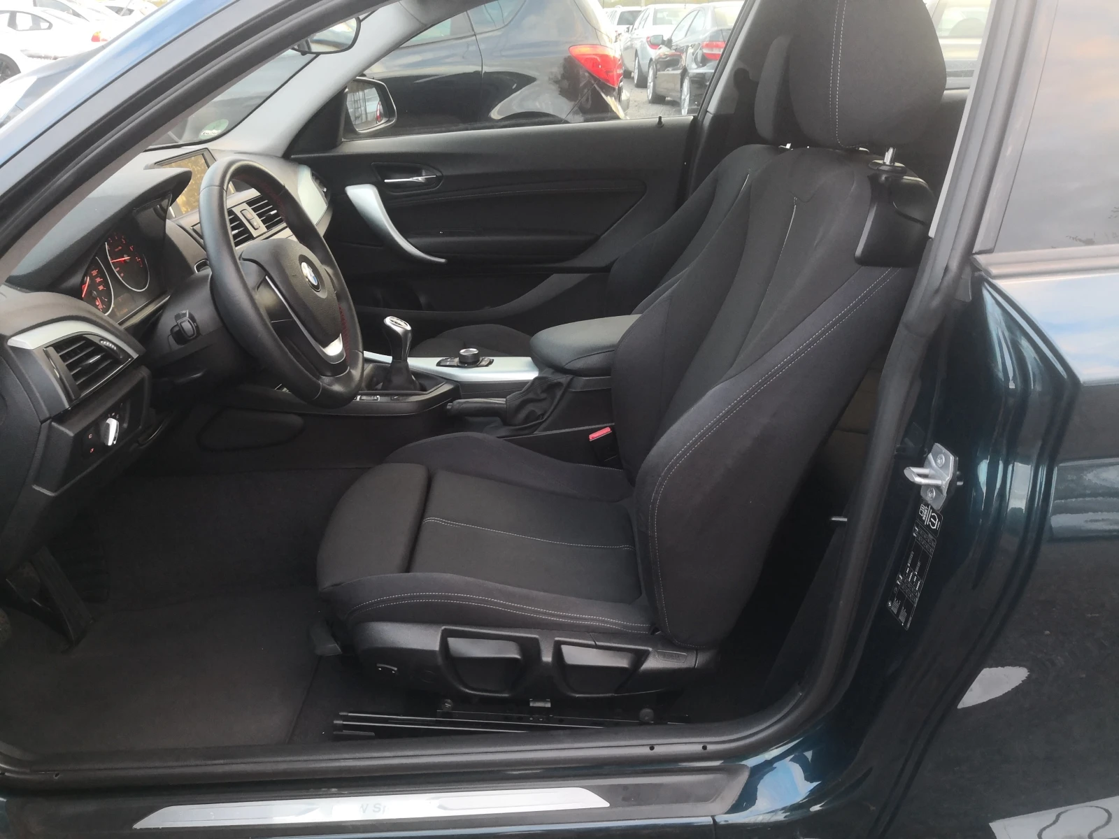 BMW 114 i 1.6ti Евро 6, снимка 8 - Автомобили и джипове - 54933403
