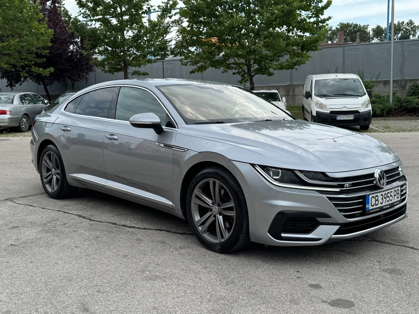 VW Arteon 2.0i 190 к.с./от БГ/ГАРАНЦИЯ, снимка 7 - Автомобили и джипове - 55330344