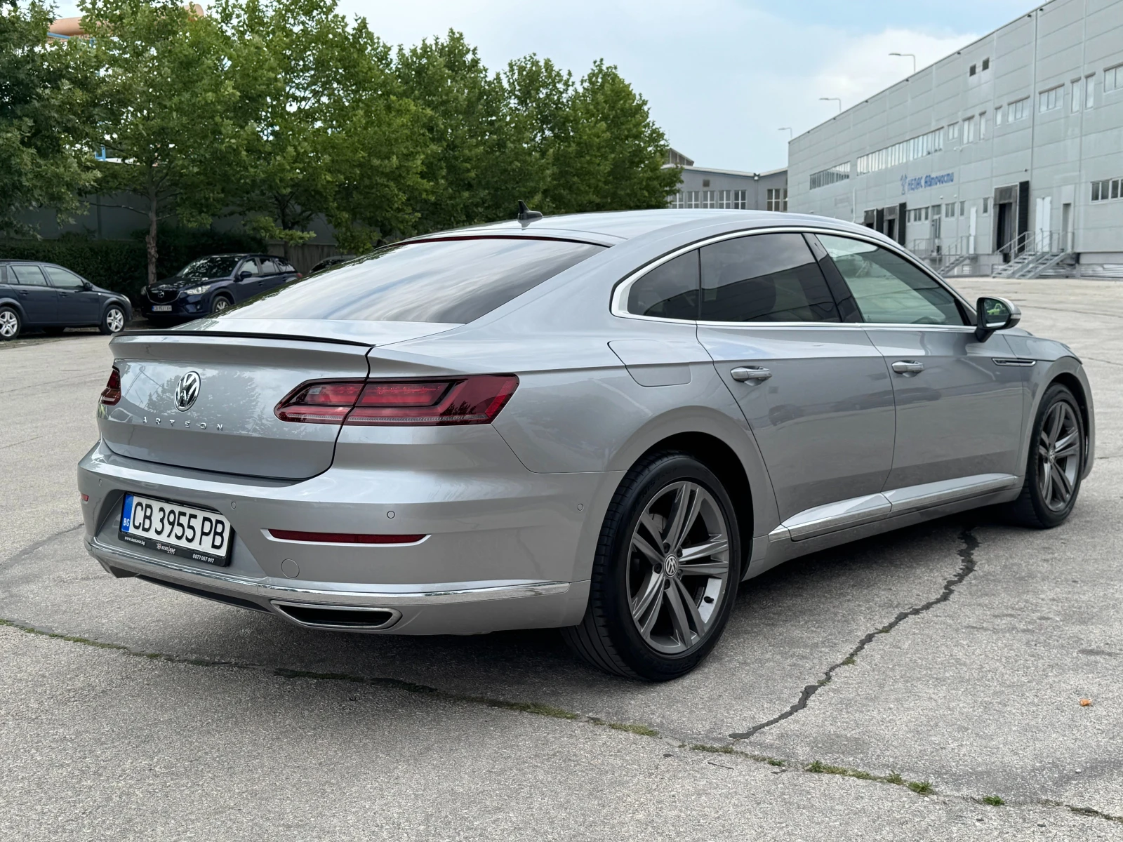 VW Arteon 2.0i 190 к.с./от БГ/ГАРАНЦИЯ, снимка 5 - Автомобили и джипове - 55330344