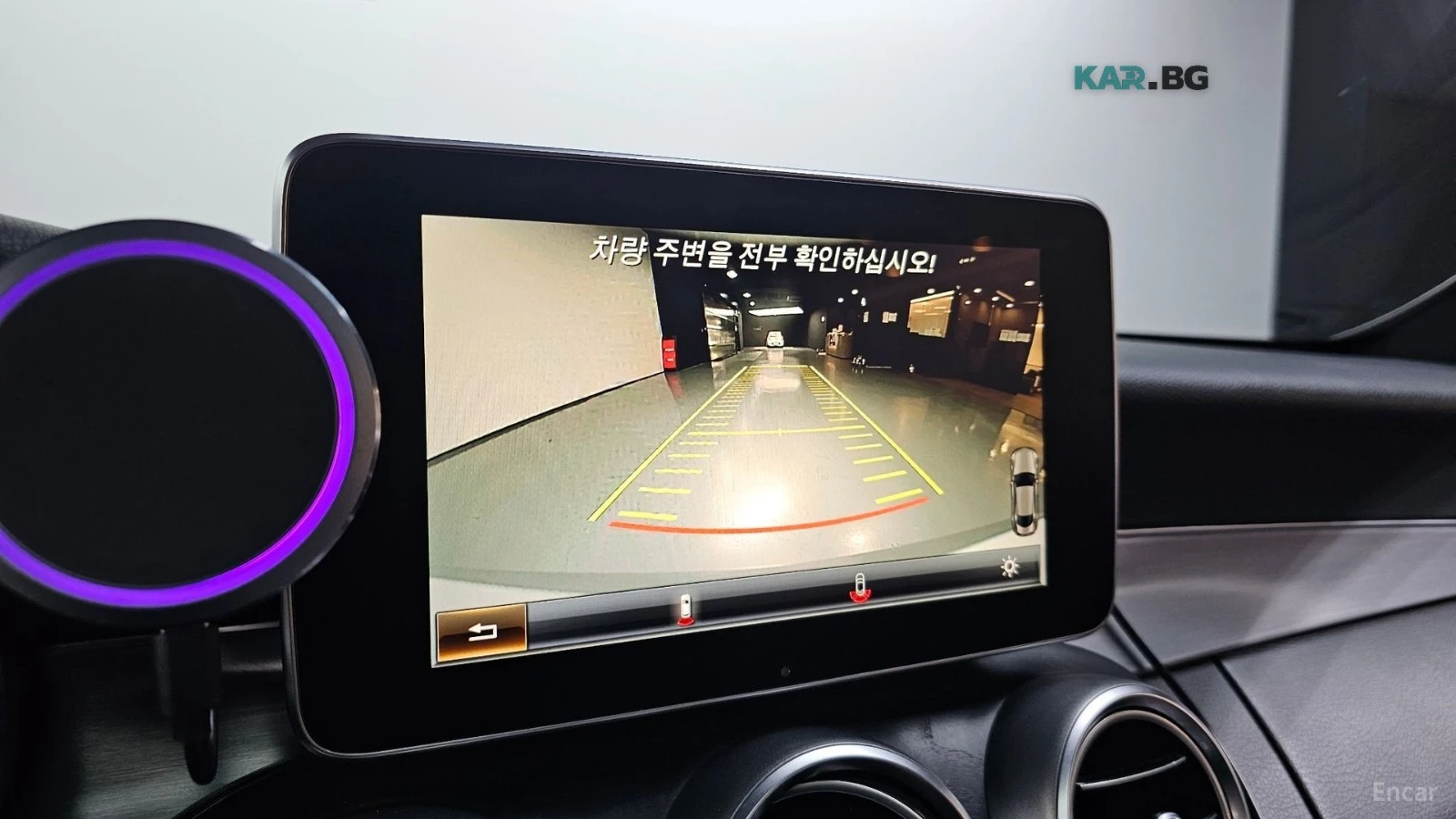 Mercedes-Benz C 200 HUD* КОЖА* НАВИ* ПАНО* КАМЕРА* АВТОКРЕДИТ, снимка 16 - Автомобили и джипове - 55709825