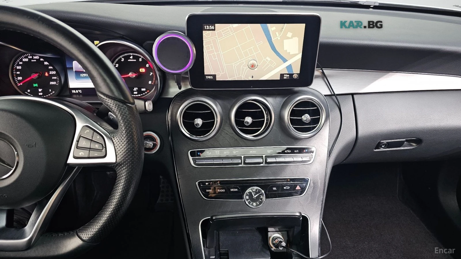 Mercedes-Benz C 200 HUD* КОЖА* НАВИ* ПАНО* КАМЕРА* АВТОКРЕДИТ, снимка 15 - Автомобили и джипове - 55709825