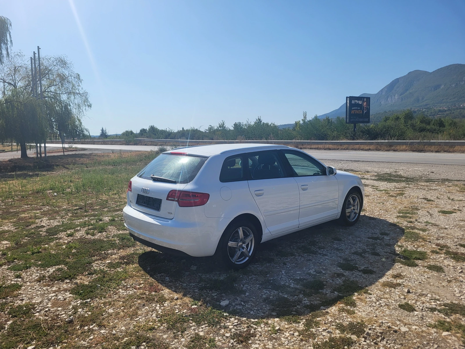 Audi A3 1.6TDi, снимка 5 - Автомобили и джипове - 55897029
