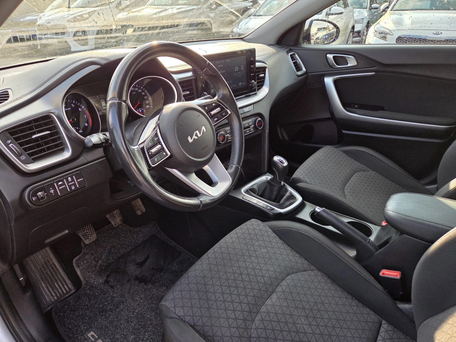 Kia Ceed 1.5 T-gdi �������� | Mobile.bg � ����������� 6