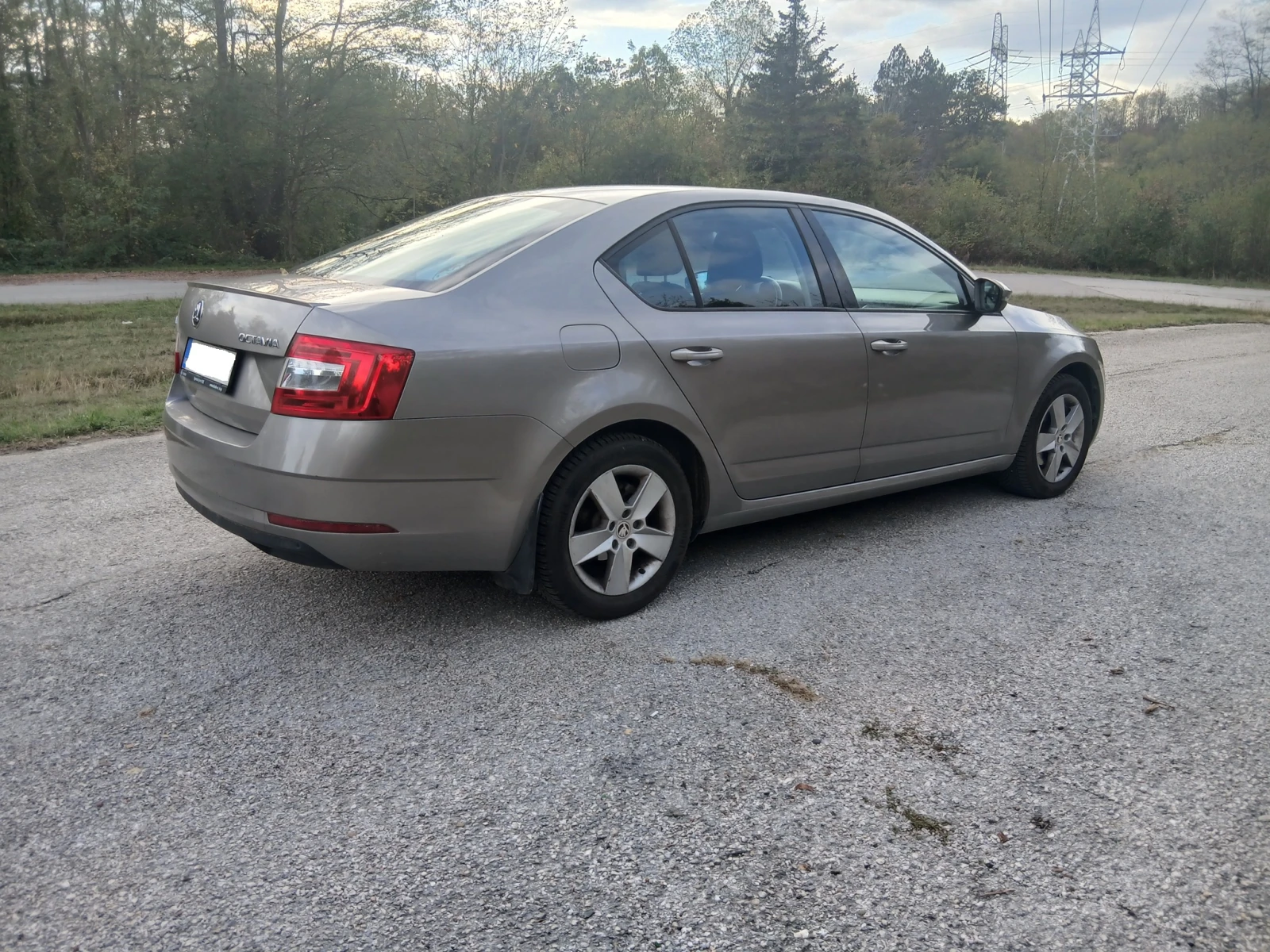 Skoda Octavia 1, 5 TSI, снимка 7 - Автомобили и джипове - 56555255