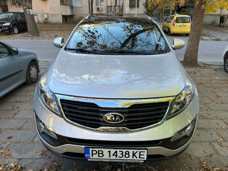 Kia Sportage, снимка 2 - Автомобили и джипове - 48604339