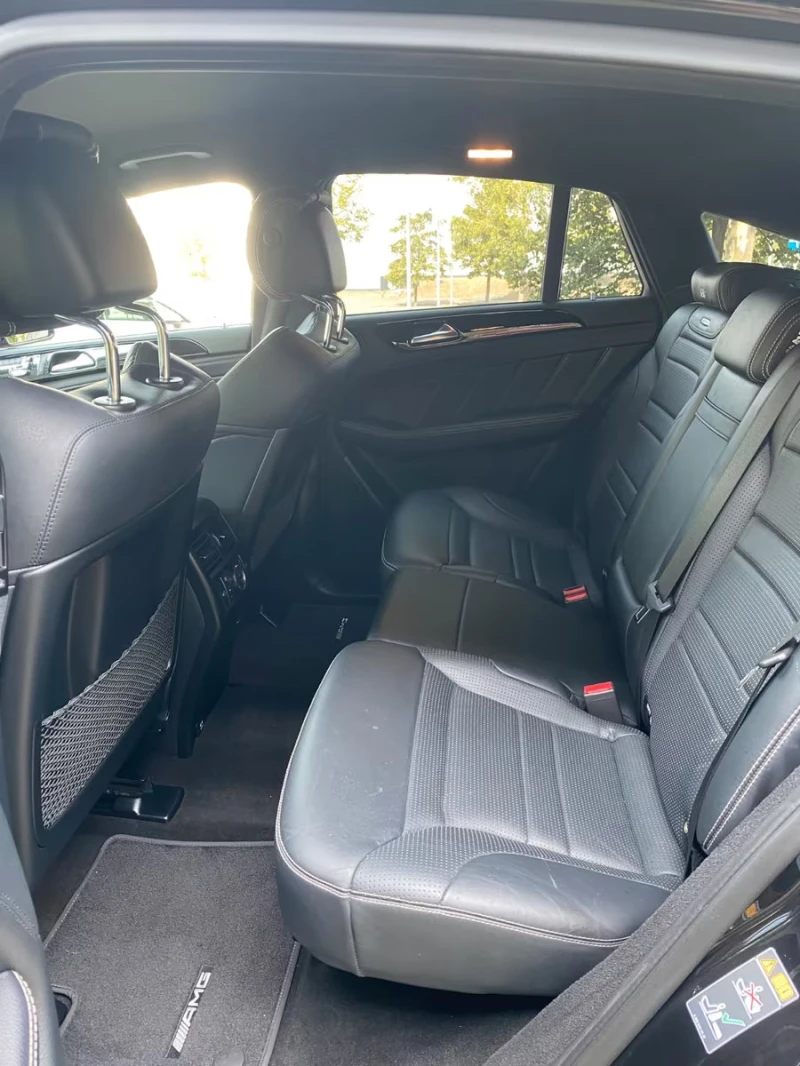 Mercedes-Benz GLE 63 AMG COUPE/V8/557HP/AIRMATIC/NIGHT-PACK/MEMO/KLESS/601f, снимка 14 - Автомобили и джипове - 51402693