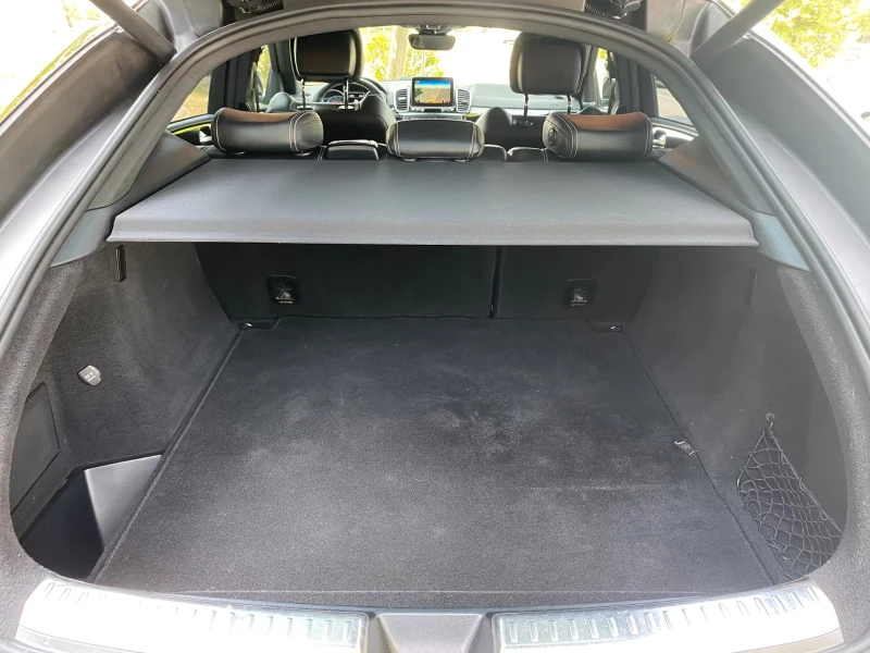 Mercedes-Benz GLE 63 AMG COUPE/V8/557HP/AIRMATIC/NIGHT-PACK/MEMO/KLESS/601f, снимка 7 - Автомобили и джипове - 51402693