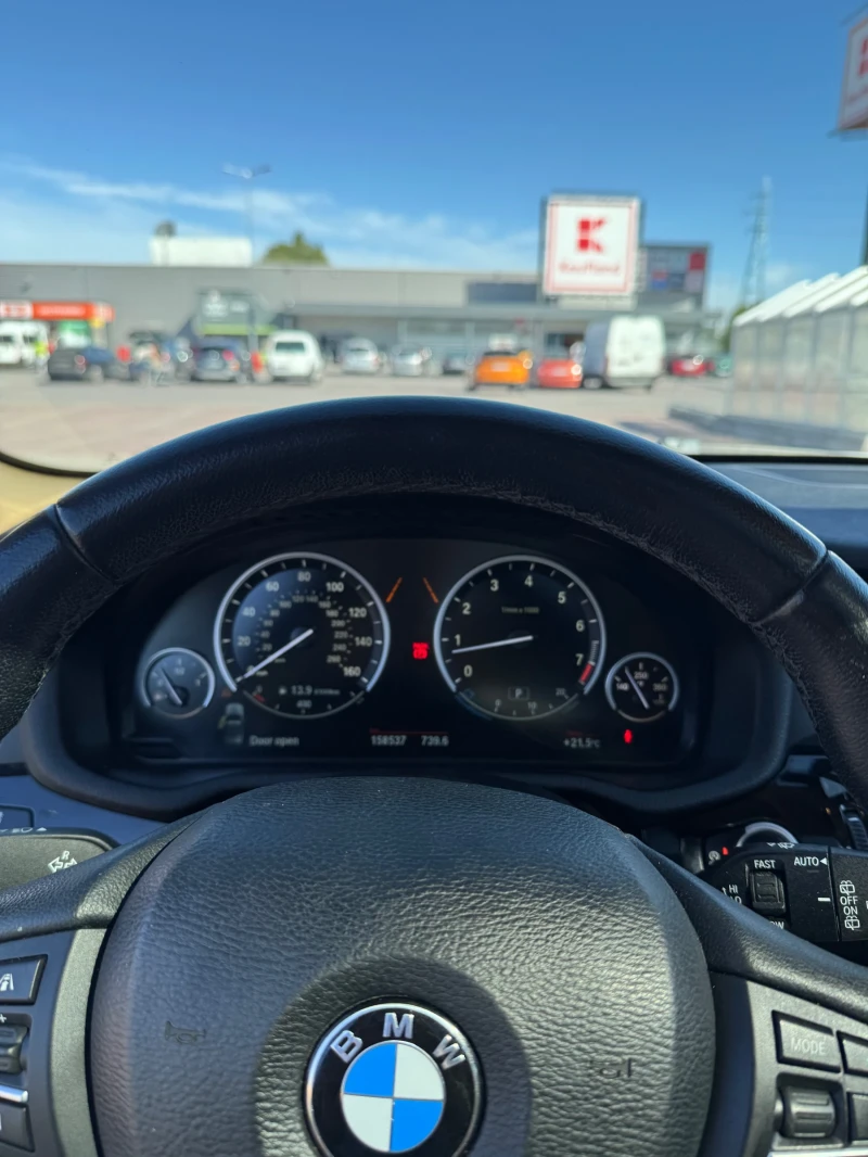 BMW X3 FaceLift Фул Екстри 28i, снимка 13 - Автомобили и джипове - 51628272