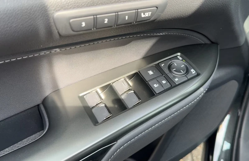 Lexus NX 350h НОВ!/LUXURY/243HP/PANO/MEMO/360/HUD/LED/438g, снимка 12 - Автомобили и джипове - 52054094