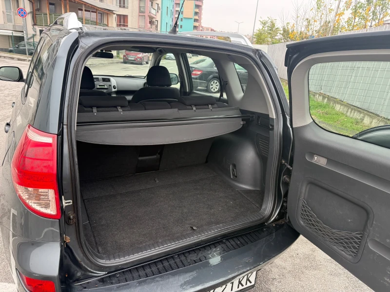 Toyota Rav4 2, 2 136 kc, снимка 14 - Автомобили и джипове - 52532222