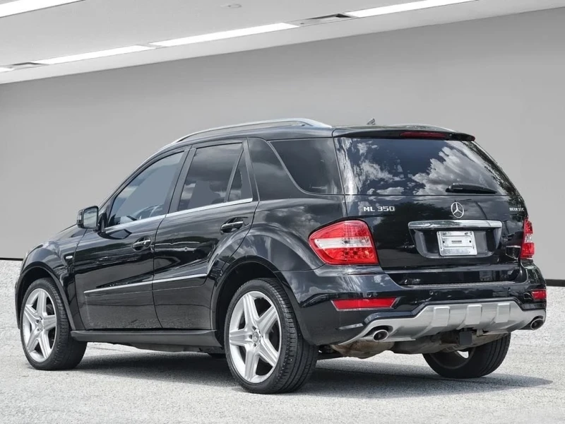 Mercedes-Benz ML 350 BLUETEC* 4Matic* AMG* Keyless* Designo* Подгрев* P, снимка 15 - Автомобили и джипове - 52892490