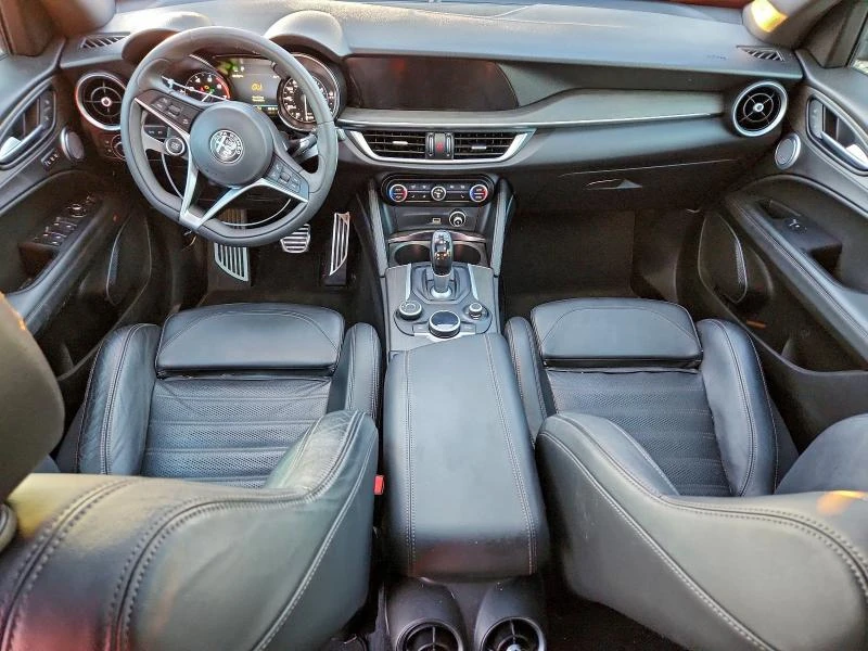 Alfa Romeo Stelvio TI SPORT AWD, снимка 8 - Автомобили и джипове - 53035999