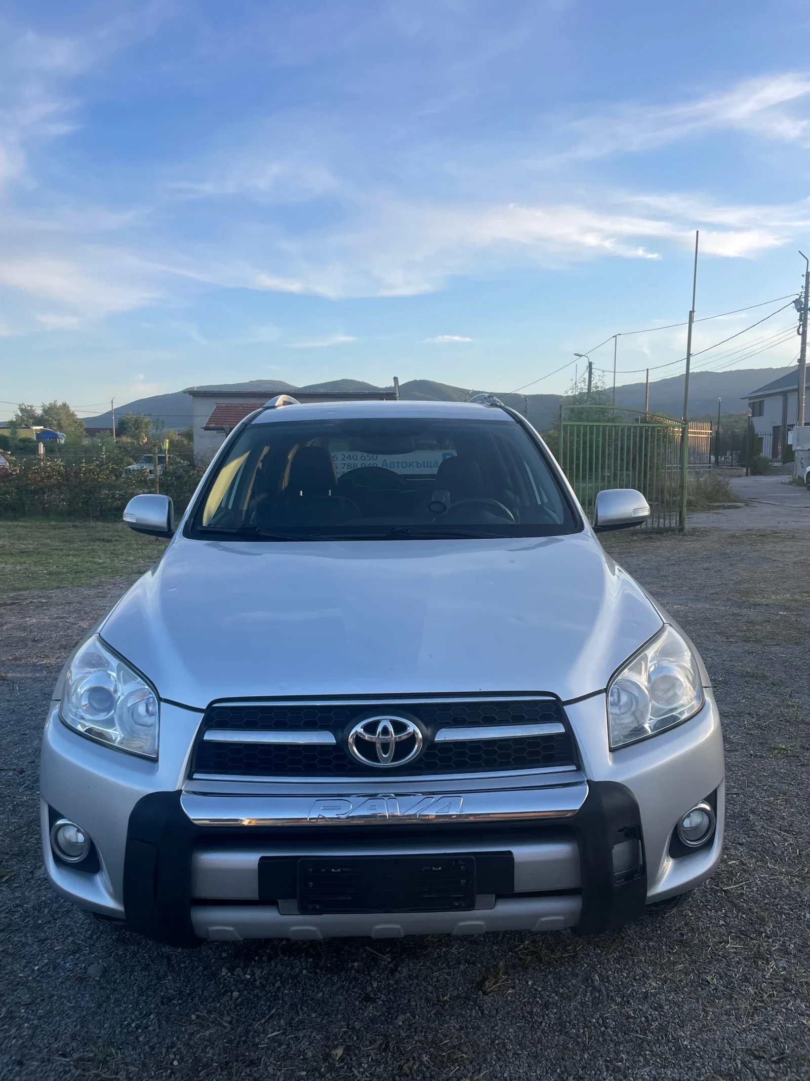 Toyota Rav4 2.2 D-4D 150hp Keyless - изображение 2