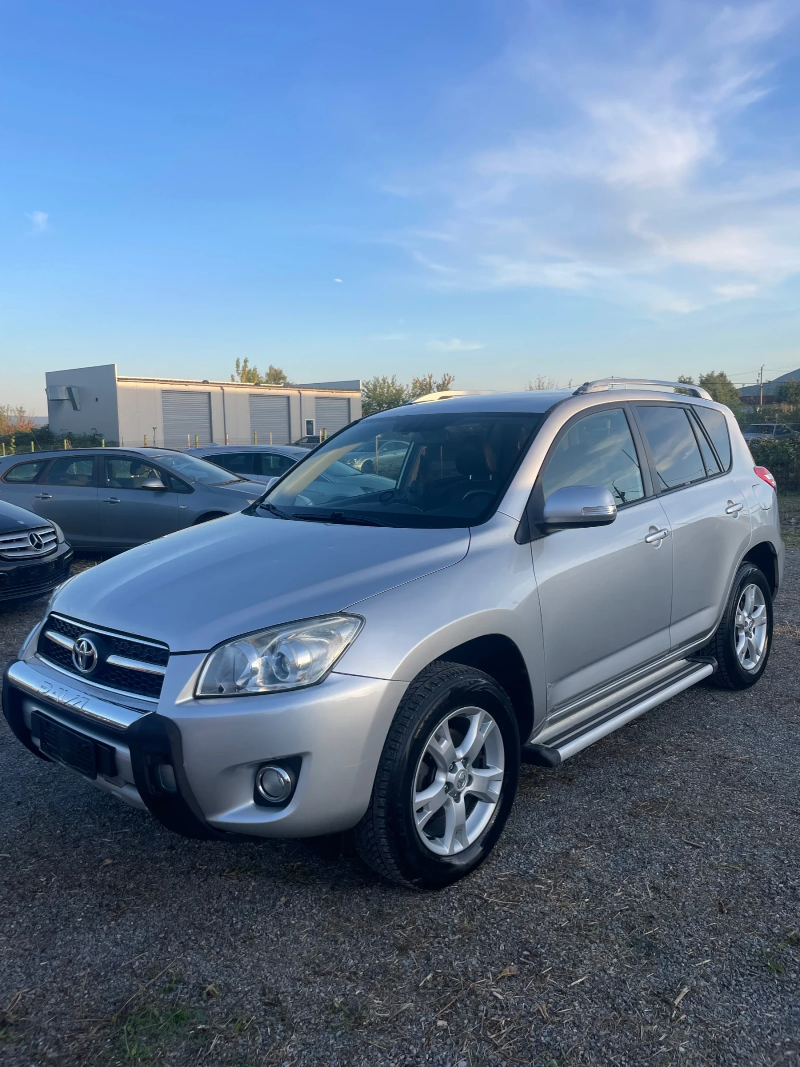 Toyota Rav4 2.2 D-4D 150hp Keyless - изображение 3