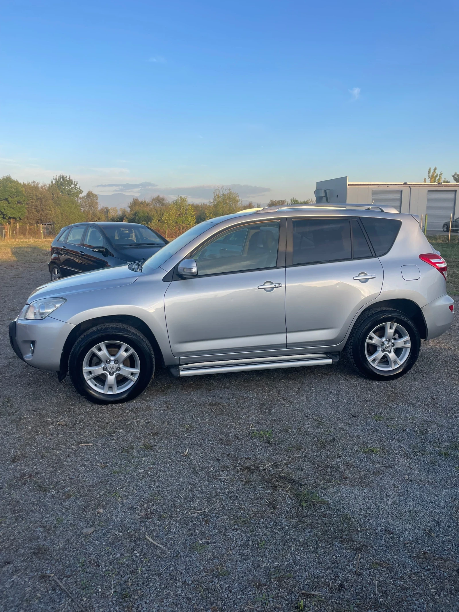 Toyota Rav4 2.2 D-4D 150hp Keyless - изображение 8