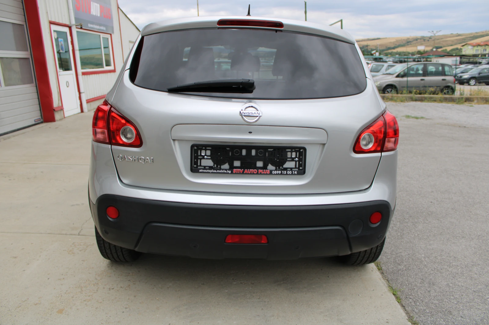 Nissan Qashqai 1.6i, панорама, подгрев, кожа - изображение 6