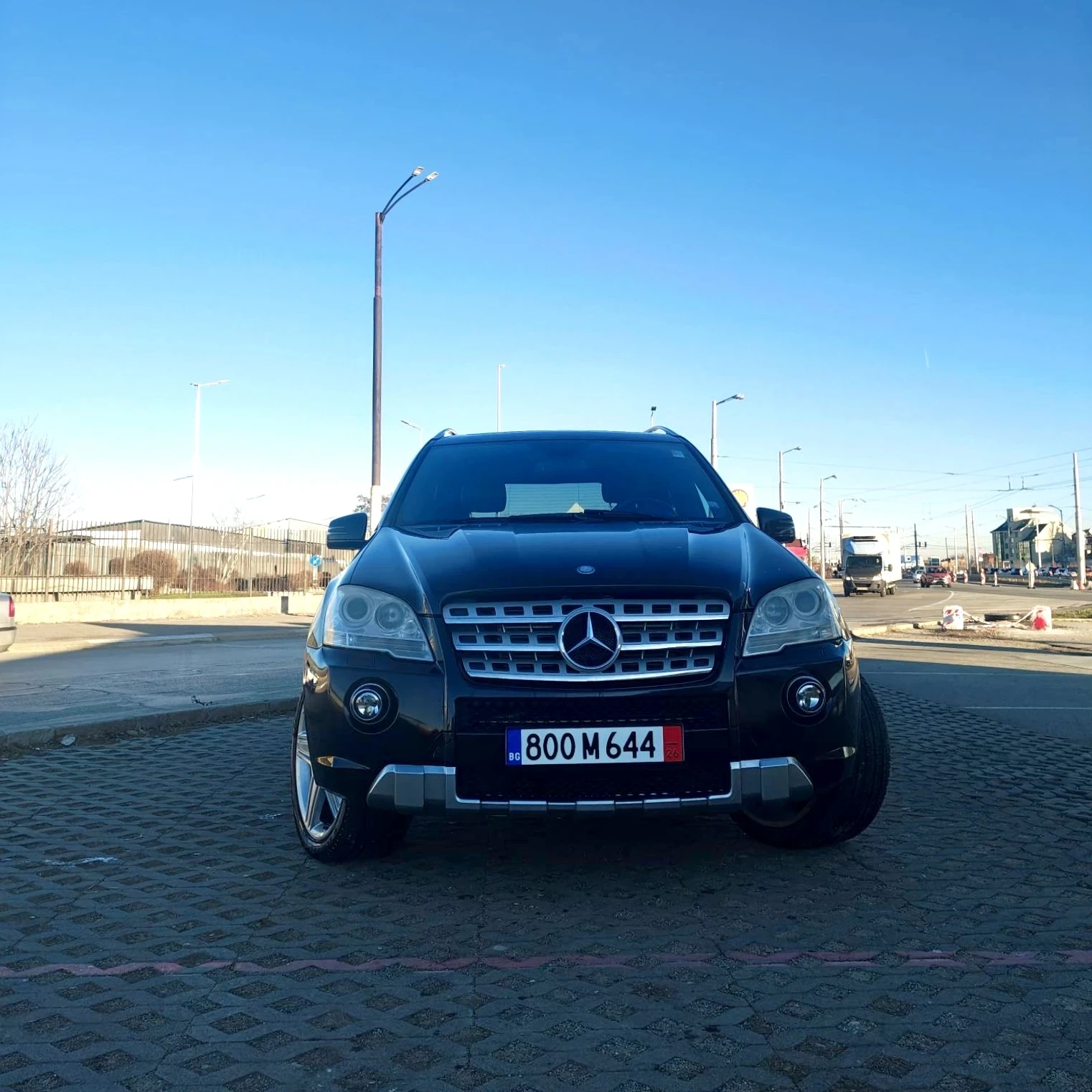 Mercedes-Benz ML 350 BLUETEC* 4Matic* AMG* Keyless* Designo* Подгрев* P - изображение 3