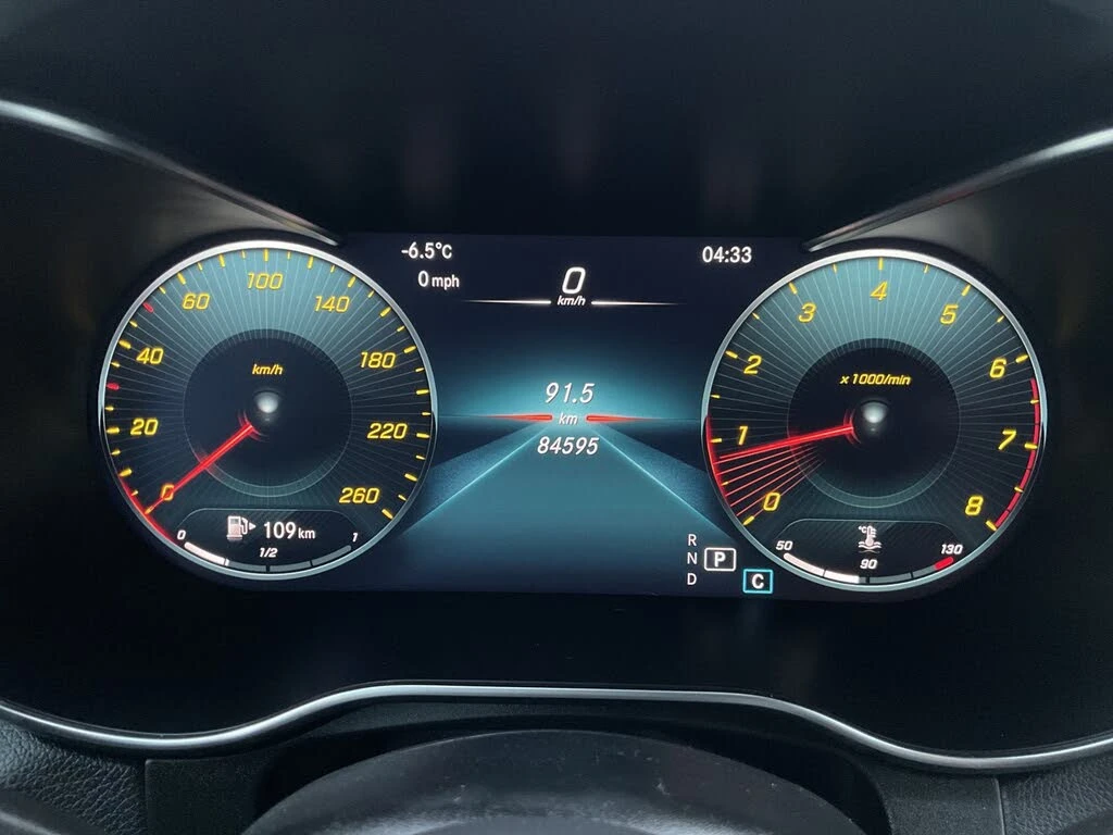 Mercedes-Benz GLC 300 4MATIC AMG PKG* 9G* ПАНО* BLIND SPOT* LANE ASSIST* - изображение 9