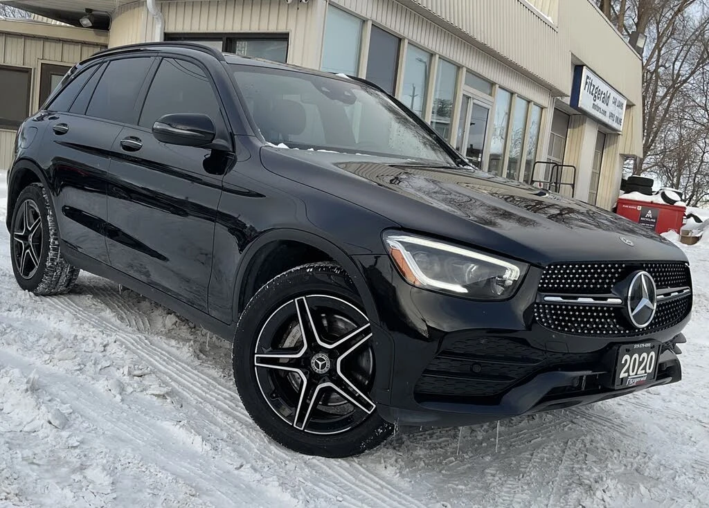 Mercedes-Benz GLC 300 4MATIC AMG PKG* 9G* ПАНО* BLIND SPOT* LANE ASSIST*