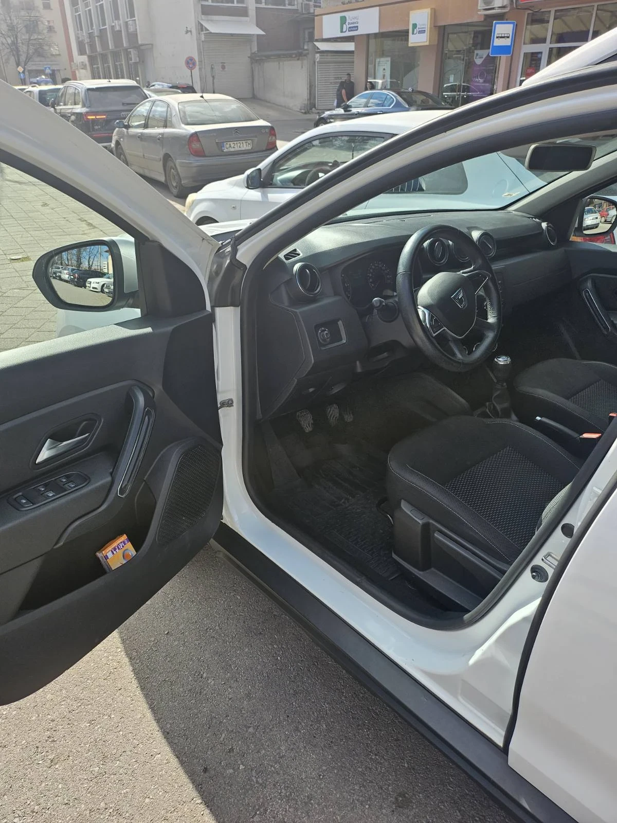 Dacia Duster 4х4, снимка 8 - Автомобили и джипове - 53993528