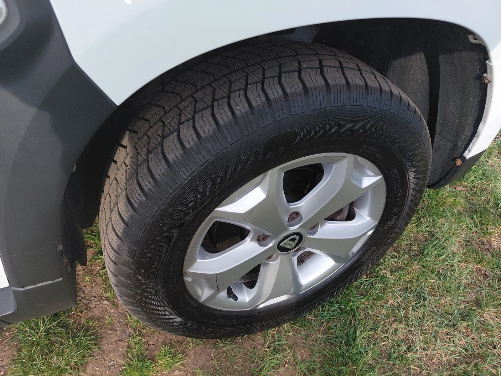 Dacia Duster 4х4, снимка 4 - Автомобили и джипове - 53993528