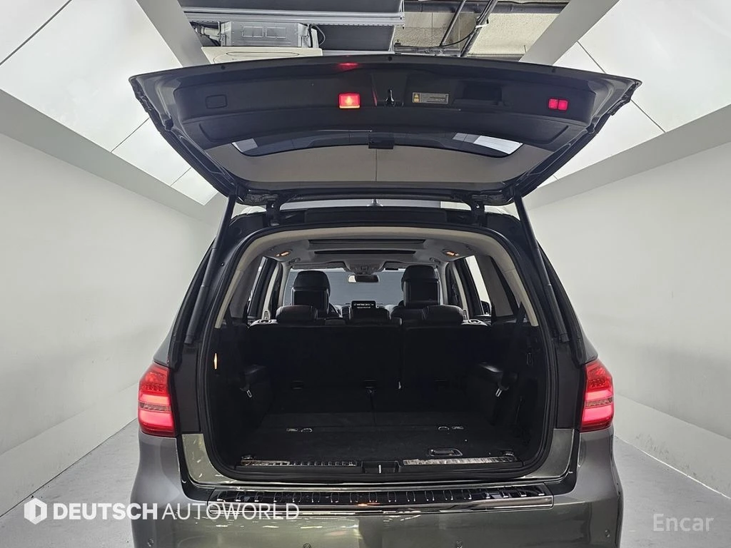 Mercedes-Benz GLS 350 360КАМ* КОЖА* ПОДГРЕВ* ОБДУХВАНЕ* ПАНО* 2ТВ, снимка 5 - Автомобили и джипове - 54503943