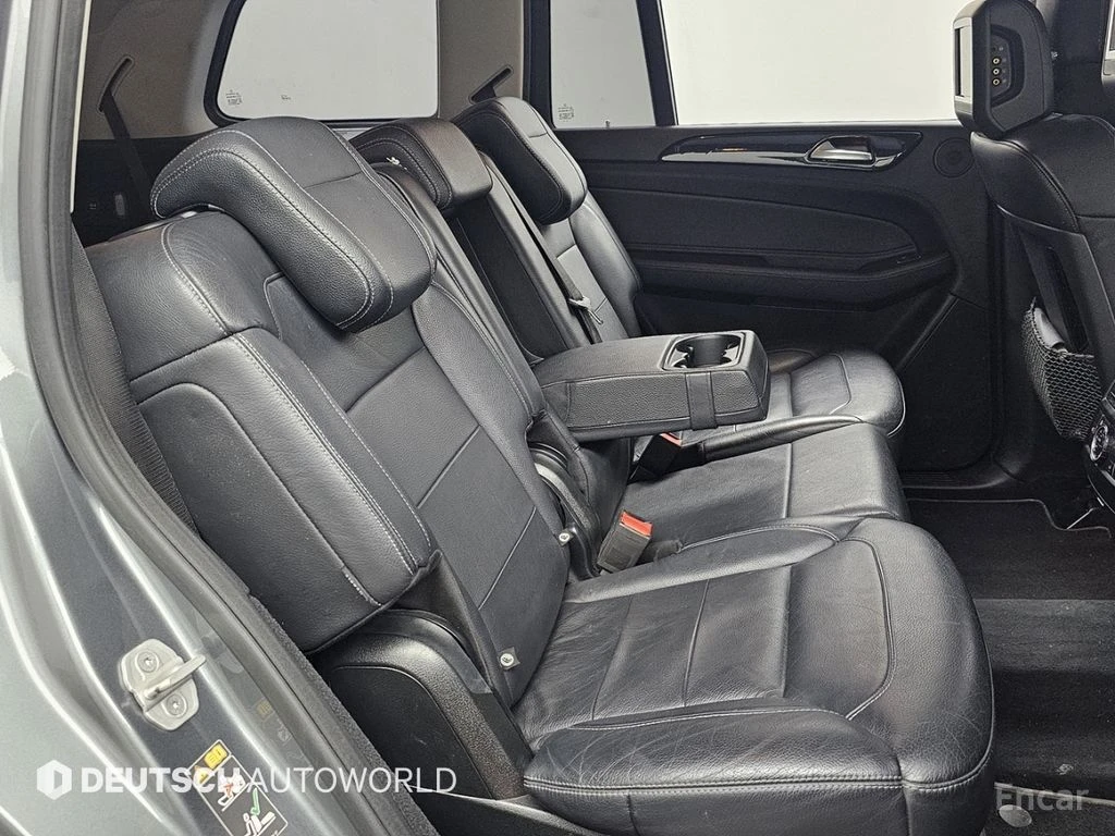 Mercedes-Benz GLS 350 360КАМ* КОЖА* ПОДГРЕВ* ОБДУХВАНЕ* ПАНО* 2ТВ, снимка 15 - Автомобили и джипове - 54503943