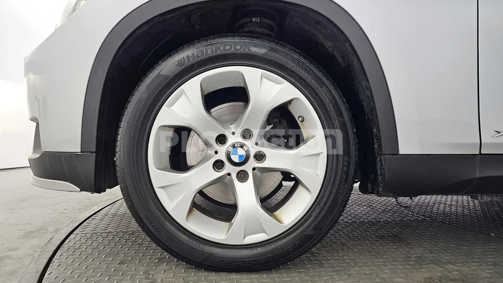 BMW X1 20d xDrive| КАМЕРА| PANO| ПОДГРЕВ| ВКЛ.ТЕХНОТЕСТ, снимка 17 - Автомобили и джипове - 54630956