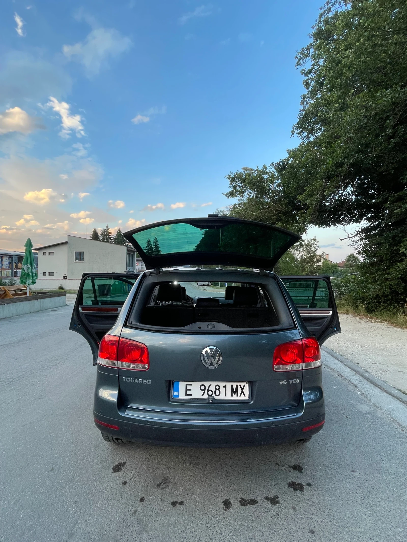 VW Touareg 3.0TDI, снимка 7 - Автомобили и джипове - 55243032