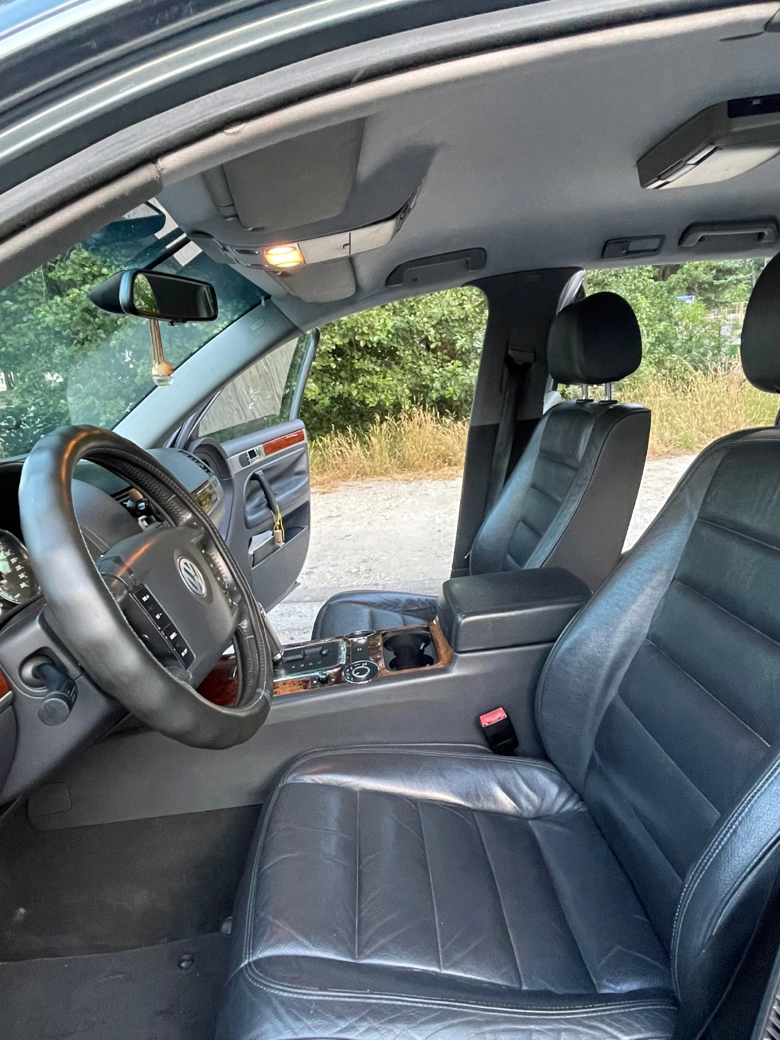 VW Touareg 3.0TDI, снимка 9 - Автомобили и джипове - 55243032