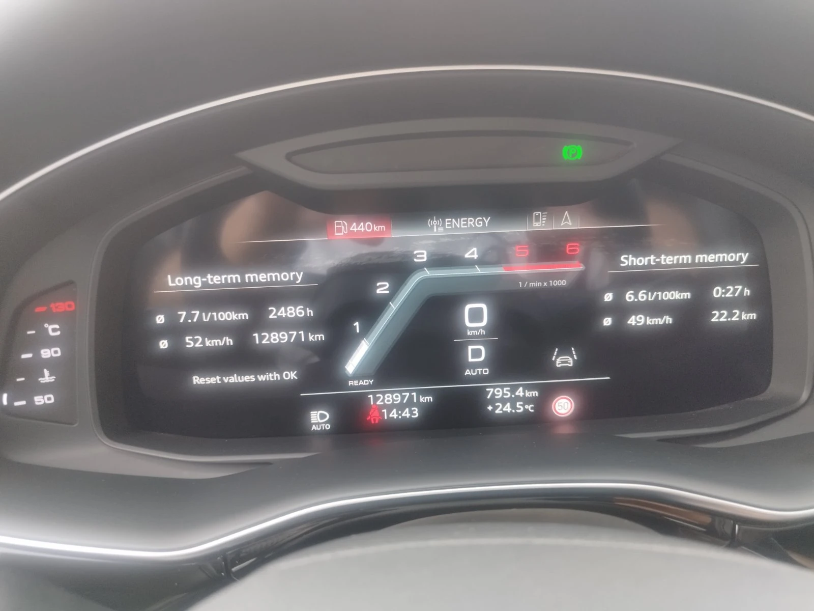 Audi Q7 Diesel , снимка 17 - Автомобили и джипове - 55412792