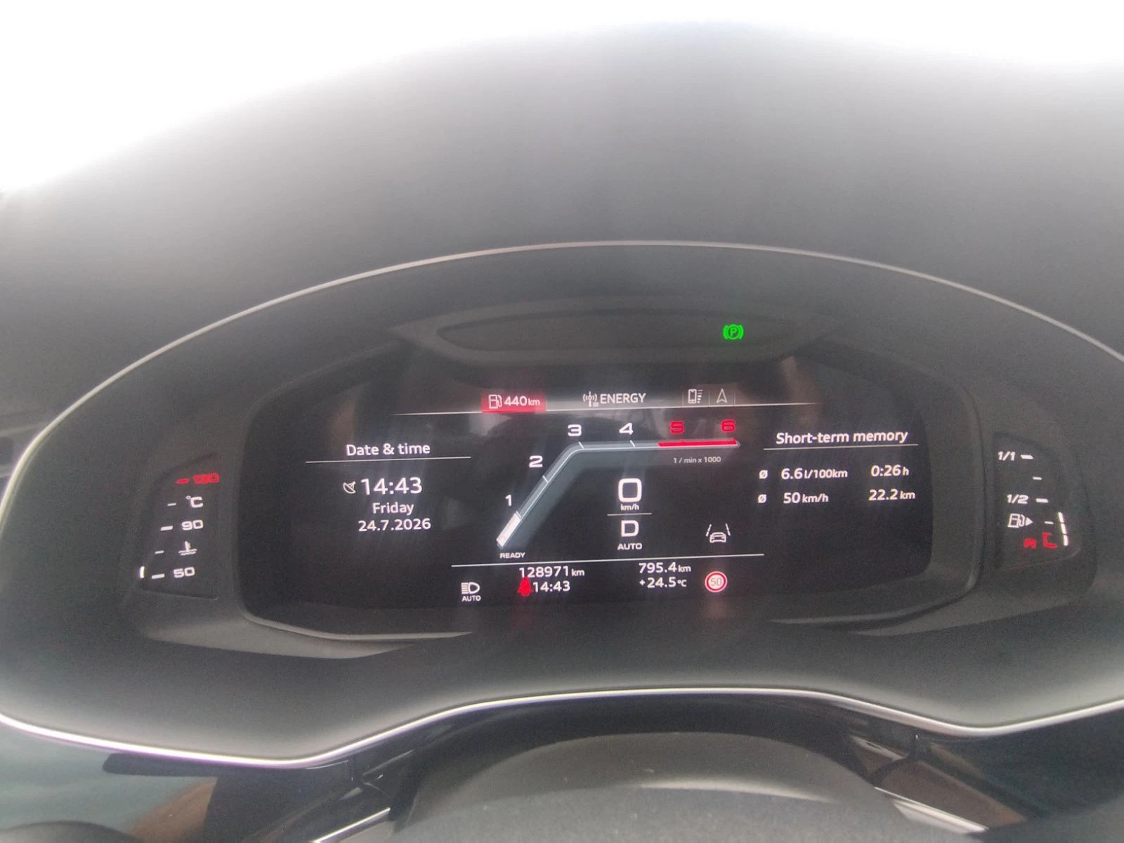 Audi Q7 Diesel , снимка 15 - Автомобили и джипове - 55412792
