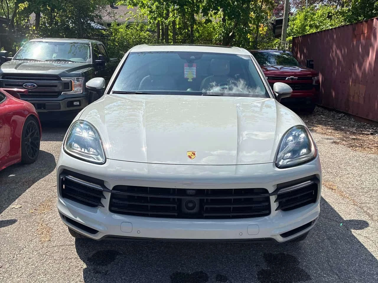 Porsche Cayenne AWD/CARFAX/ДИСТРОНИ/360/ПАНО/ХЕДЪП/ОБДУХ/КЛИП, снимка 6 - Автомобили и джипове - 55451203