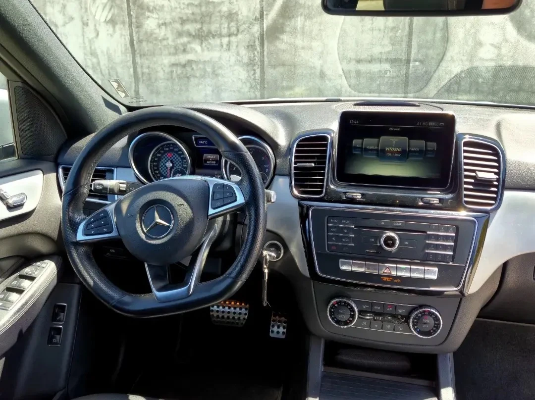 Mercedes-Benz GLE 350, снимка 12 - Автомобили и джипове - 56656691