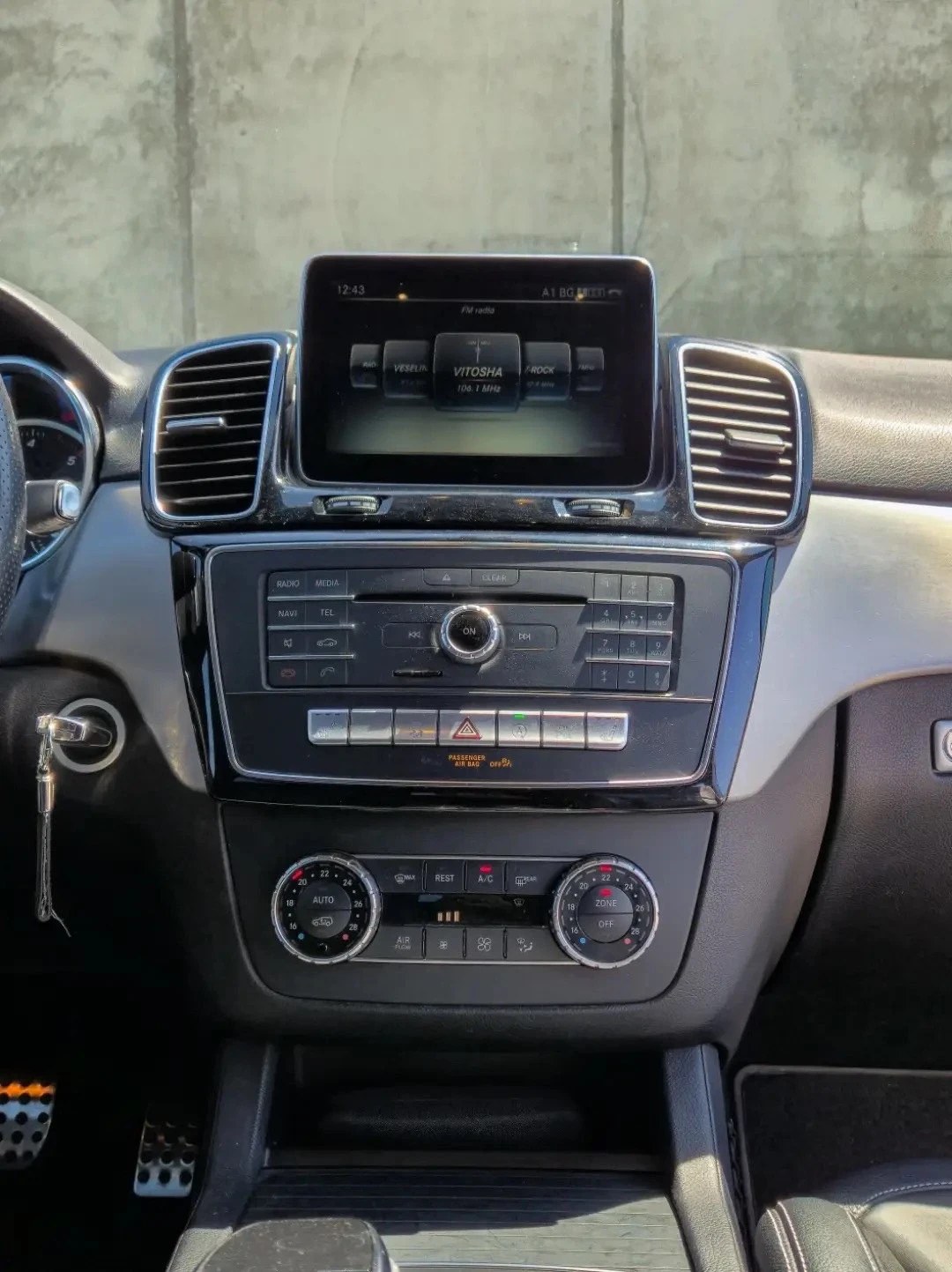 Mercedes-Benz GLE 350, снимка 13 - Автомобили и джипове - 56656691