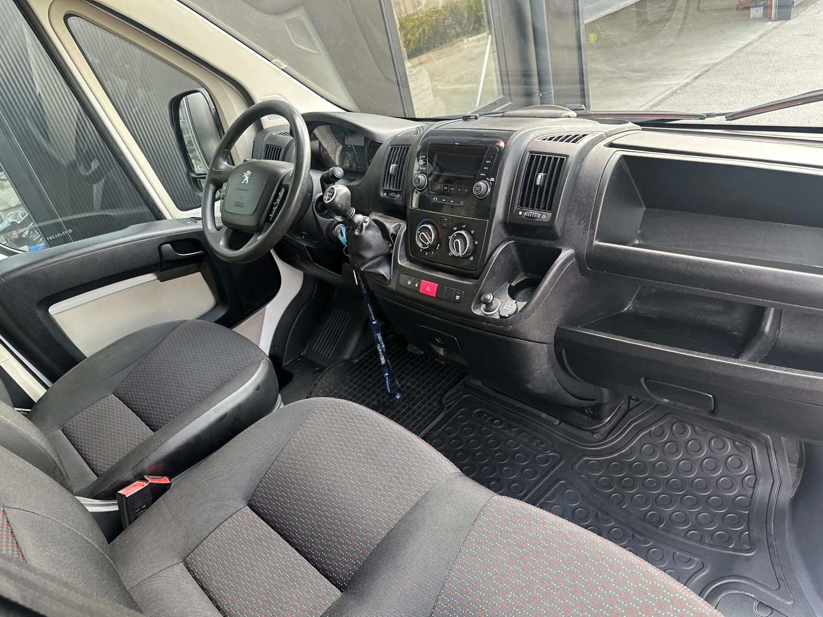Peugeot Boxer 2.0HDi 130kc.6ск., снимка 13 - Бусове и автобуси - 54013471