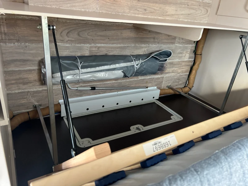 Каравана Dethleffs C Go 475 Климатик, Солар, Тента, снимка 16 - Каравани и кемпери - 51264547